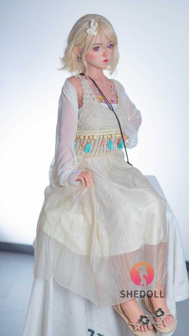 dottie-purple-eyes-cream-colored-4