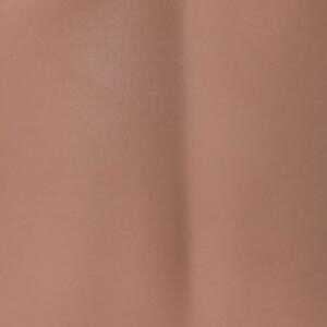 ライトベージュ